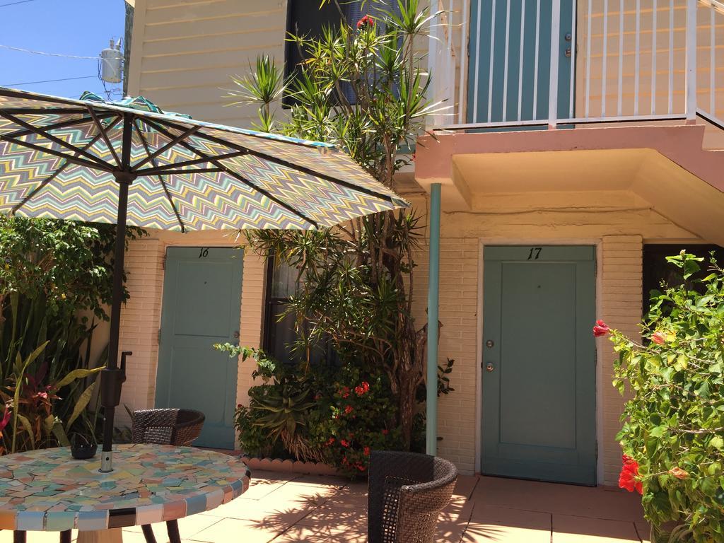 Sea Cove Motel Pompano Beach Exterior photo