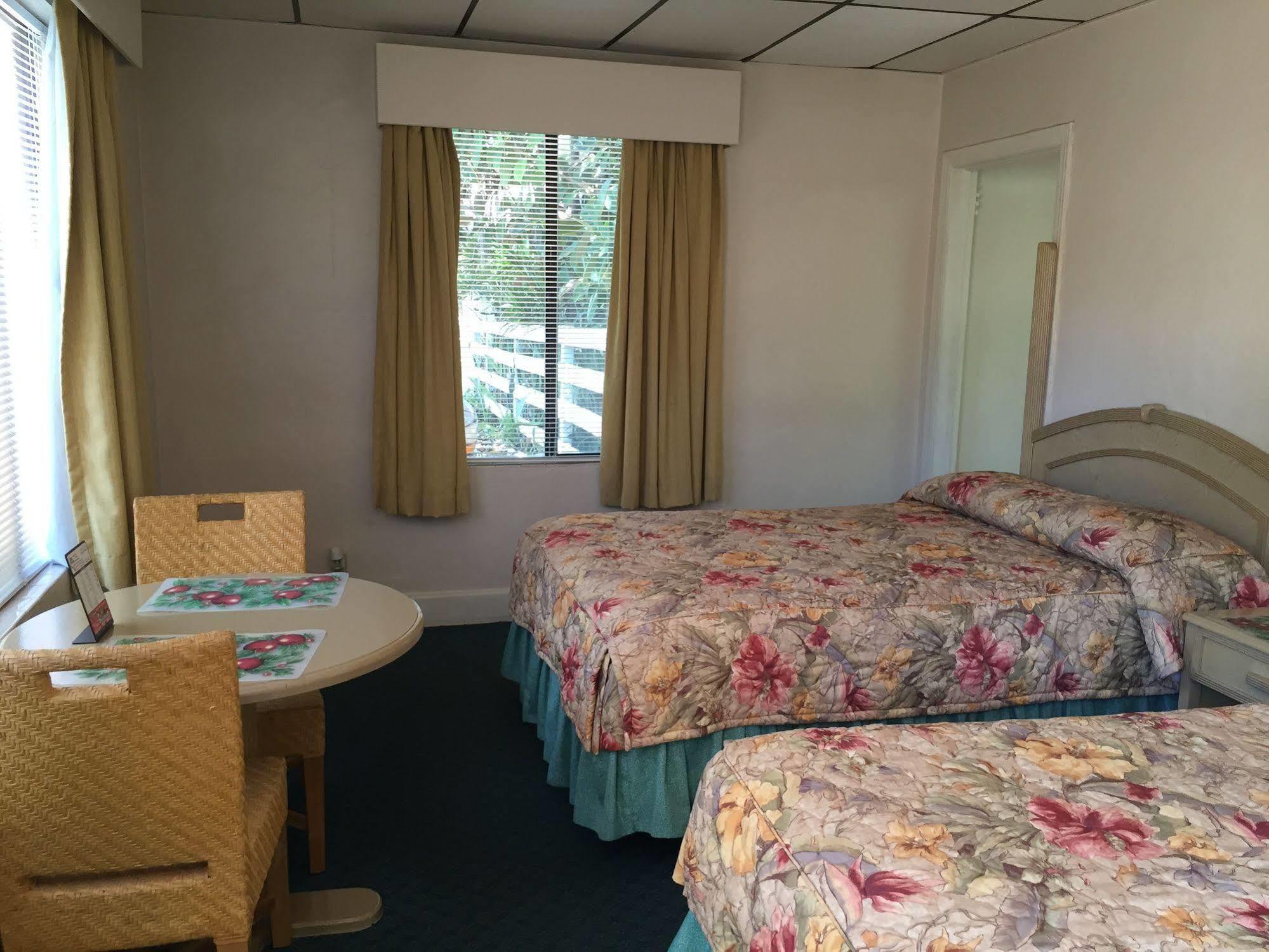 Sea Cove Motel Pompano Beach Exterior photo
