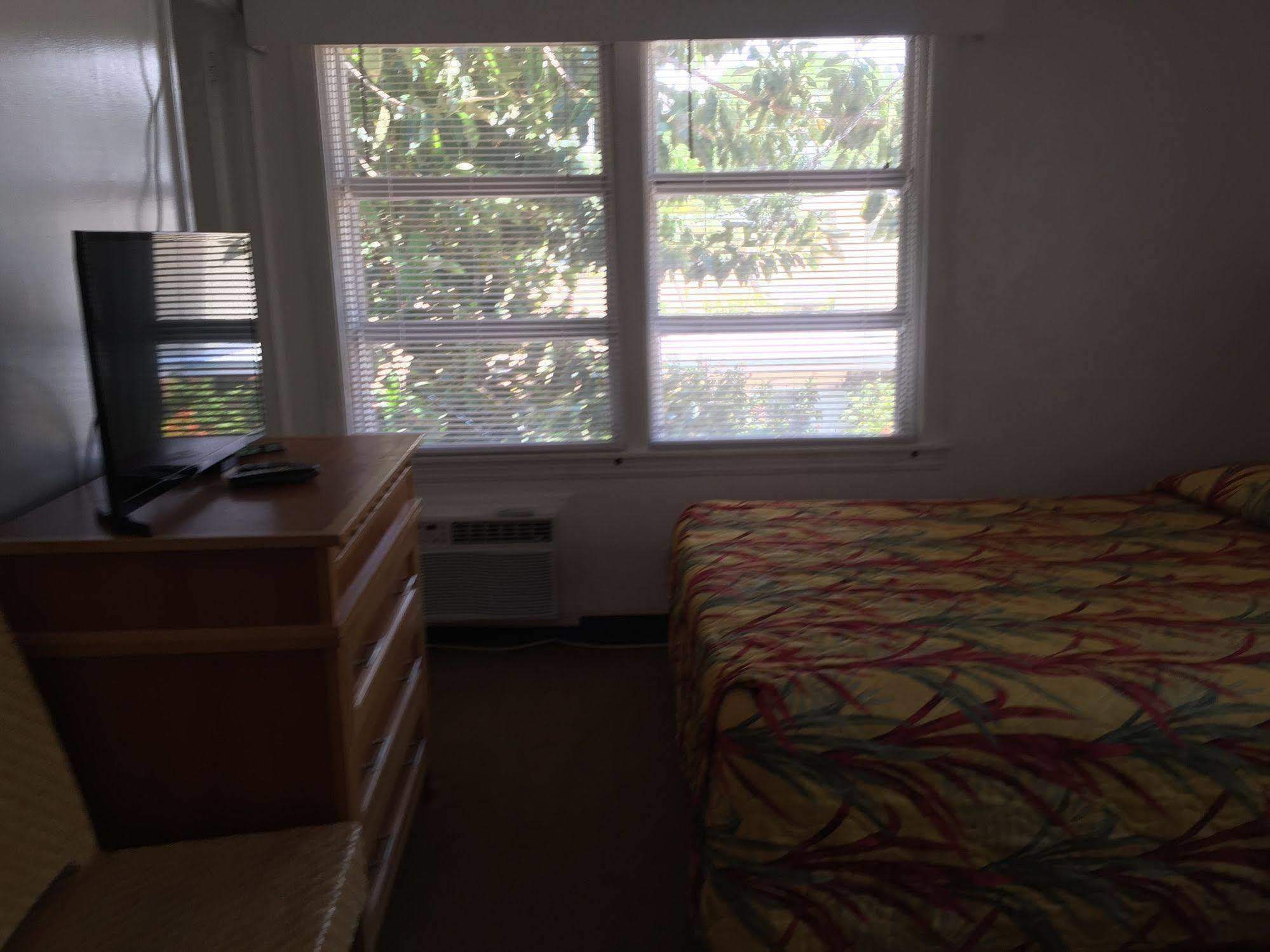 Sea Cove Motel Pompano Beach Exterior photo